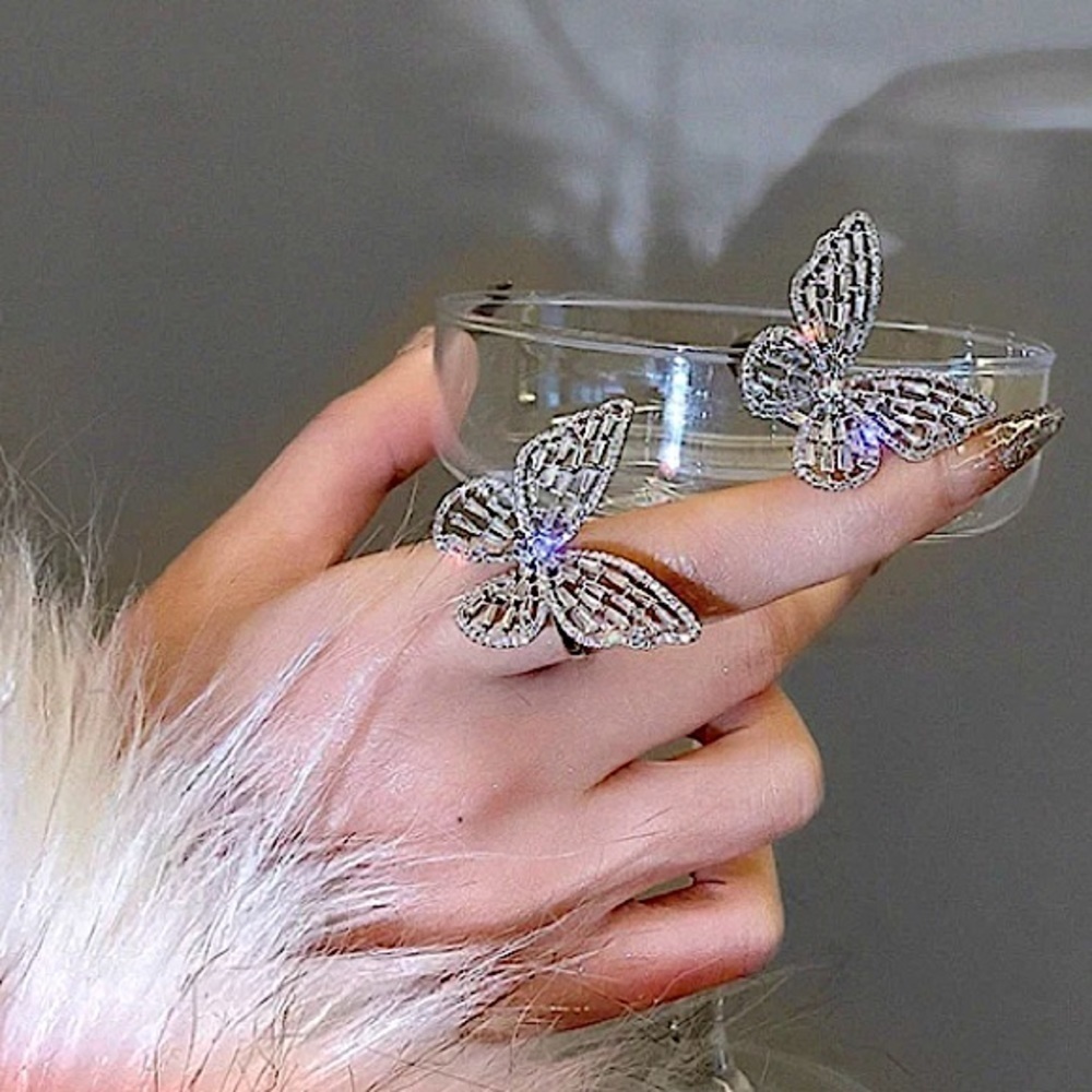 WHITE GOLD PLATED ZIRCON BUTTERFLY RING - Picture 13 of 16